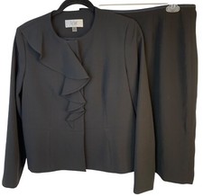 NWT Womens Sz 10P Le Suit Black Petite 2-Piece Suit Set Jacket  Skirt 8438