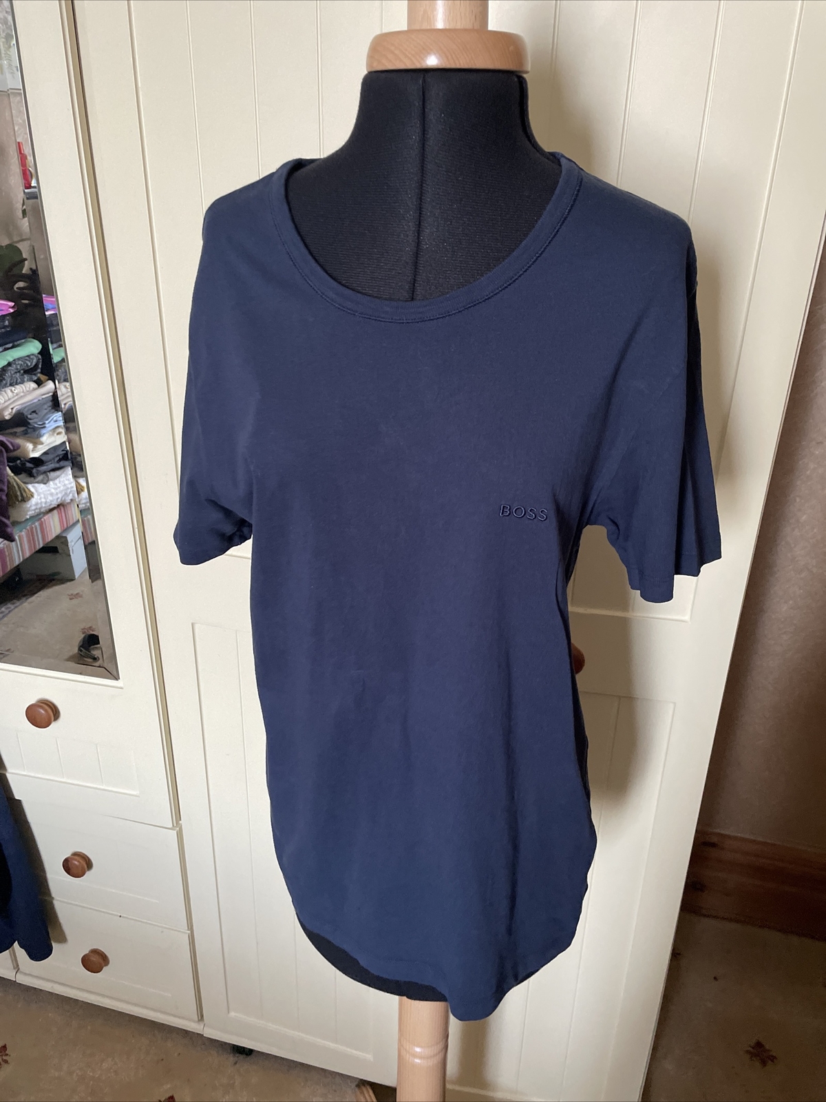 Picture 2 of 24