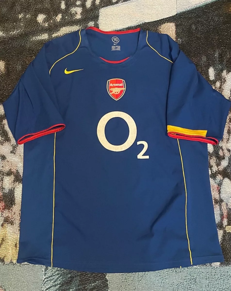 arsenal away kit 2004