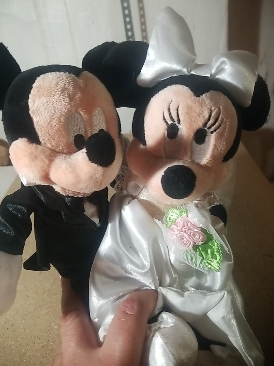 Disney store Mickey And Minnie bride and groom Wedding Plush