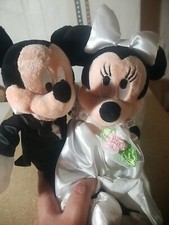 Disney store Mickey And Minnie bride and groom Wedding Plush Couple