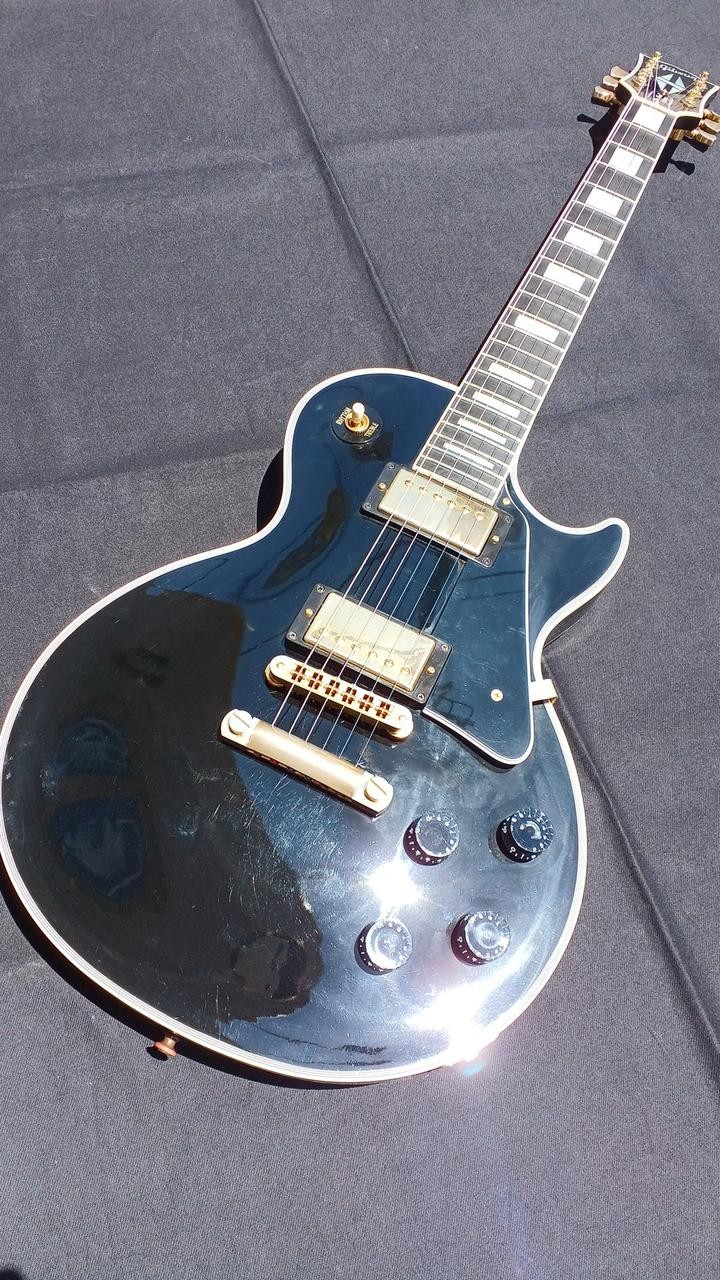 GIBSON CUSTOM SHOP LES PAUL CUSTOM EB Electric Guitar