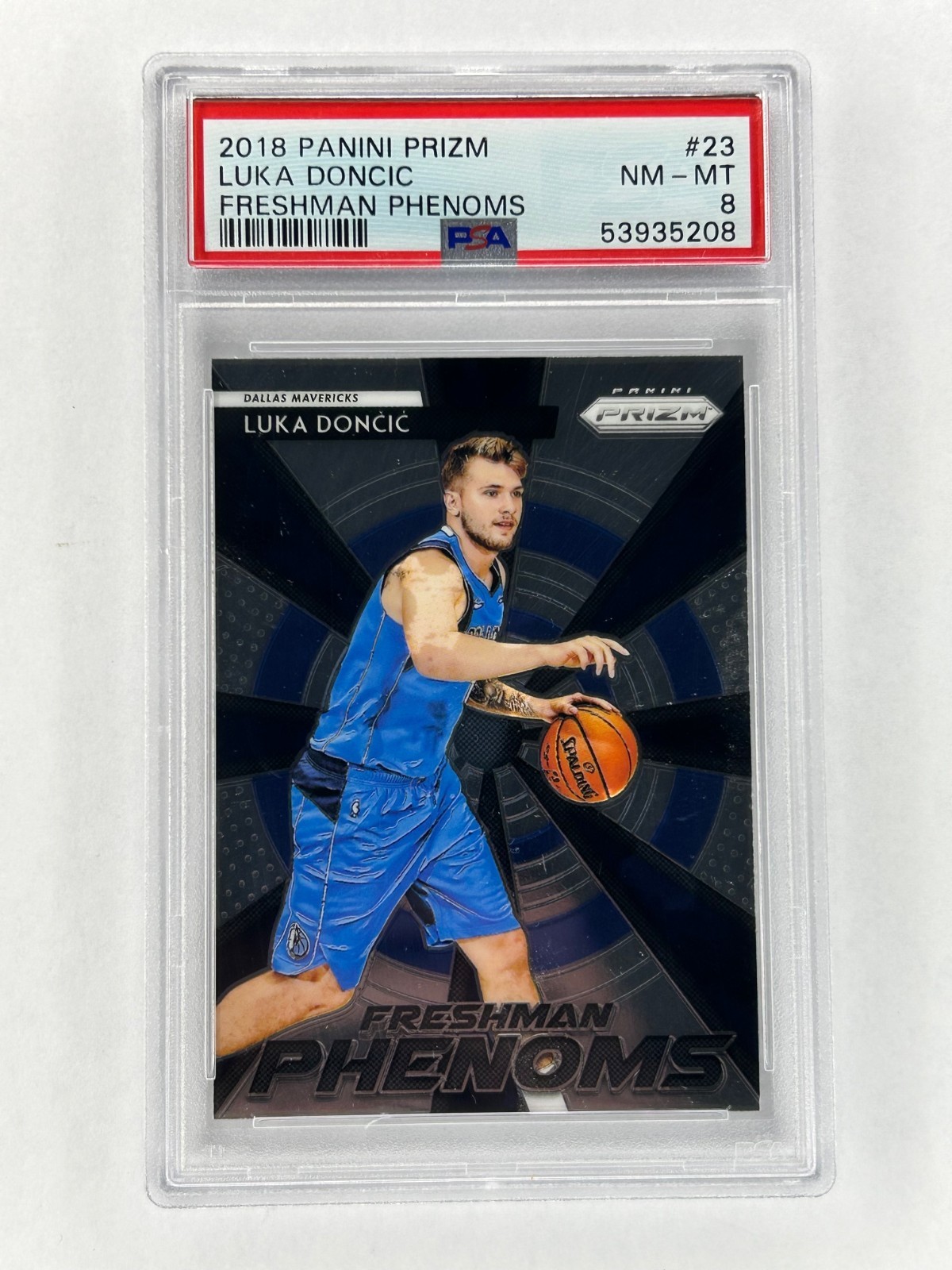 2018-19 Luka Doncic RC #23 Panini Prizm Freshman Phenoms Rookie PSA 8 Mavericks