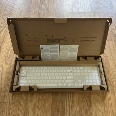 New Logitech K750 Wireless Solar Keyboard for Mac Computer Silver Color