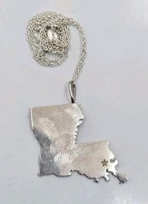 Beautiful Modern Sterling Silver 925 Louisiana State Necklace And Pendant
