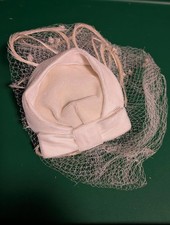 Vintage Union Made Ivory Fascinator Pillbox Hat with Veil 50s 60s 