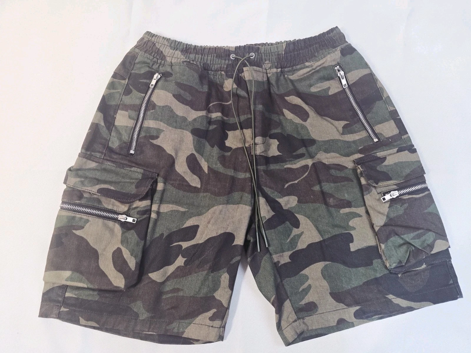 Cargo Camouflage Shorts Men Sz. Medium Multi Pockets Hiking Outdoor Tactical