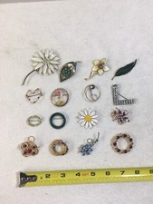 Jewelry Pin Lot  16 Pins