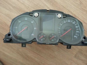 Tacho  Kombiinstrument von VW Passat 3C E.Z. 2006 Art.nr. 3C0920870Q