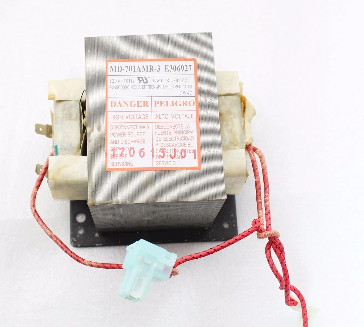 Transformateur haute tension MD 701AMR 3 BWL R OBJY2 du micro ondes GE JES1072SH