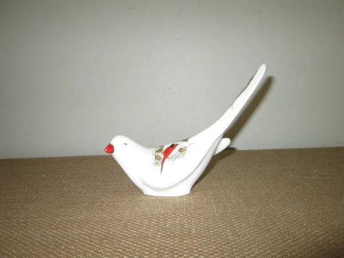 Vintage Signed FENTON White Long Tail Bird Figurine Hand Painted w/ Cardinals