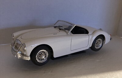 MGA Twin Cams 1/16 Scale Made In Italy Free Shipping
