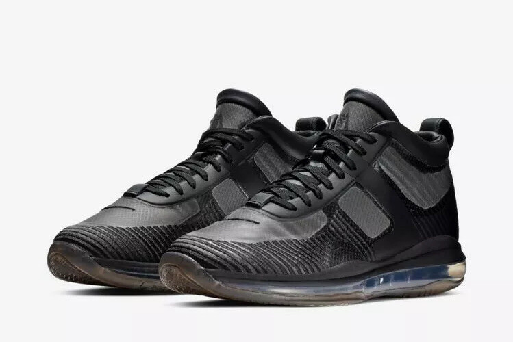 nike lebron john elliott