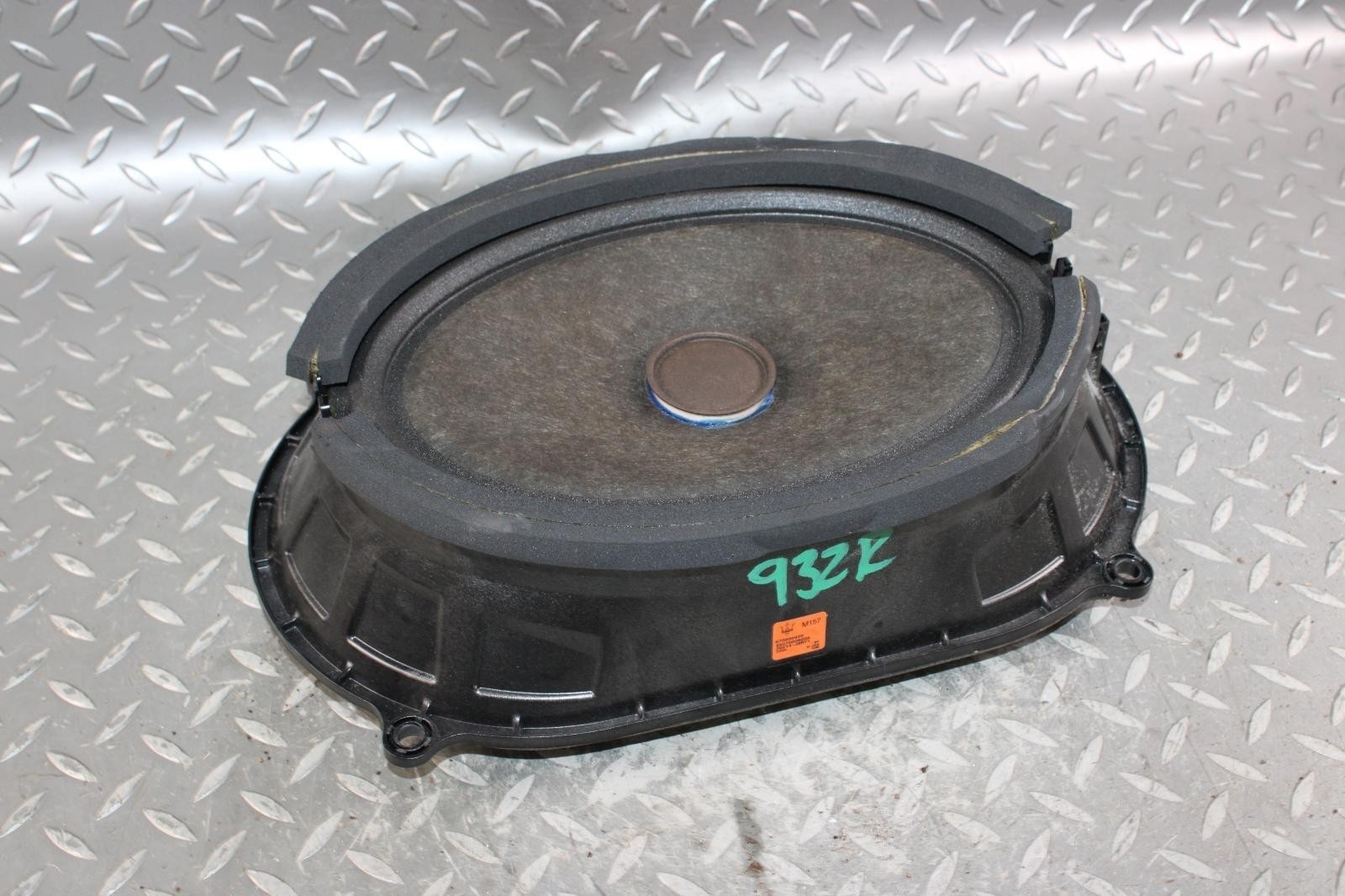 Maserati Ghibli 2000-2014 Rear Speaker