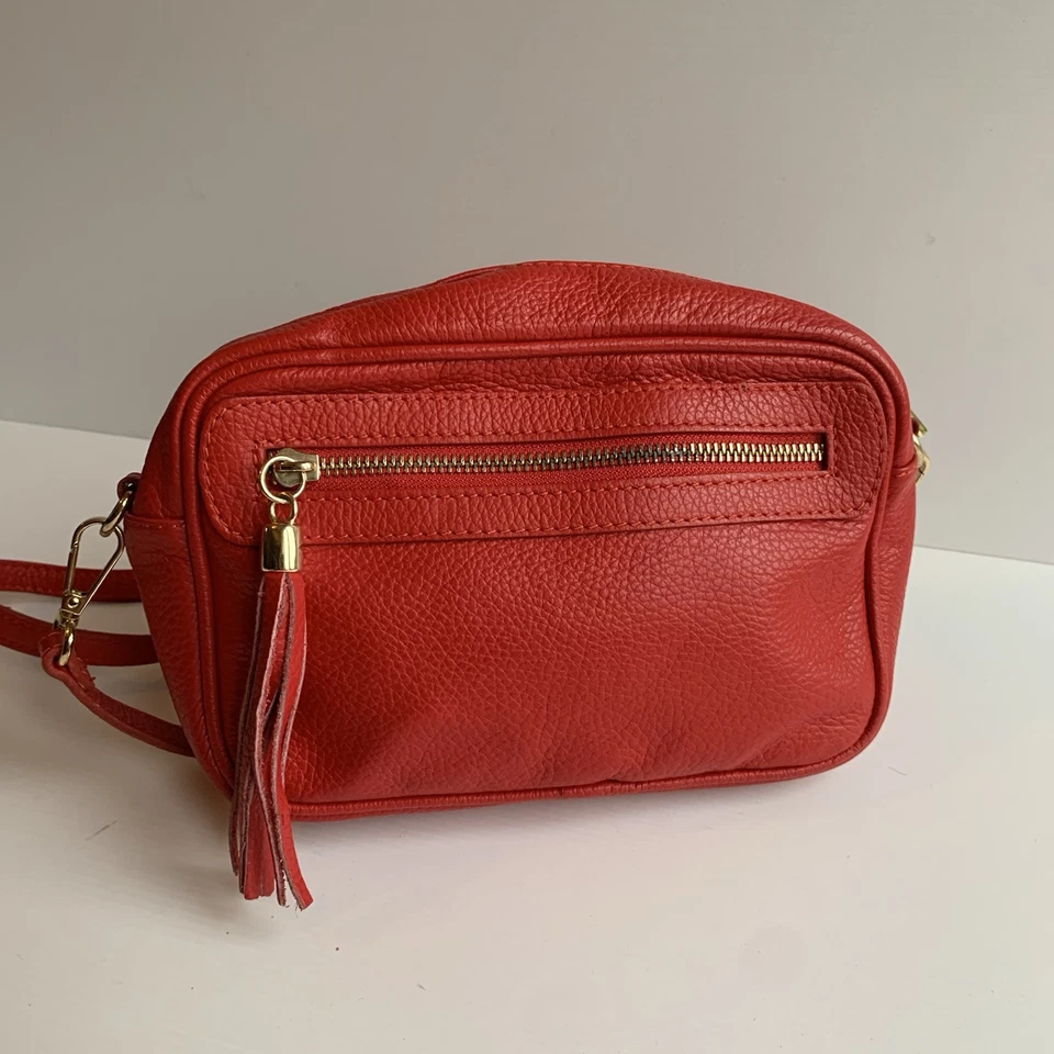 Borse in Pelle leather cross body bag VGC messenger shoulder classic red camera - Image 2 of 4