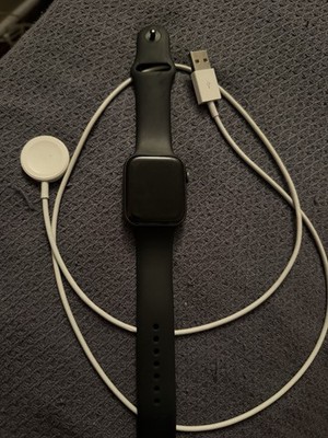 Apple Watch SE 44mm Black Aluminum Case Silicone Band GPS Heart Rate Monitor