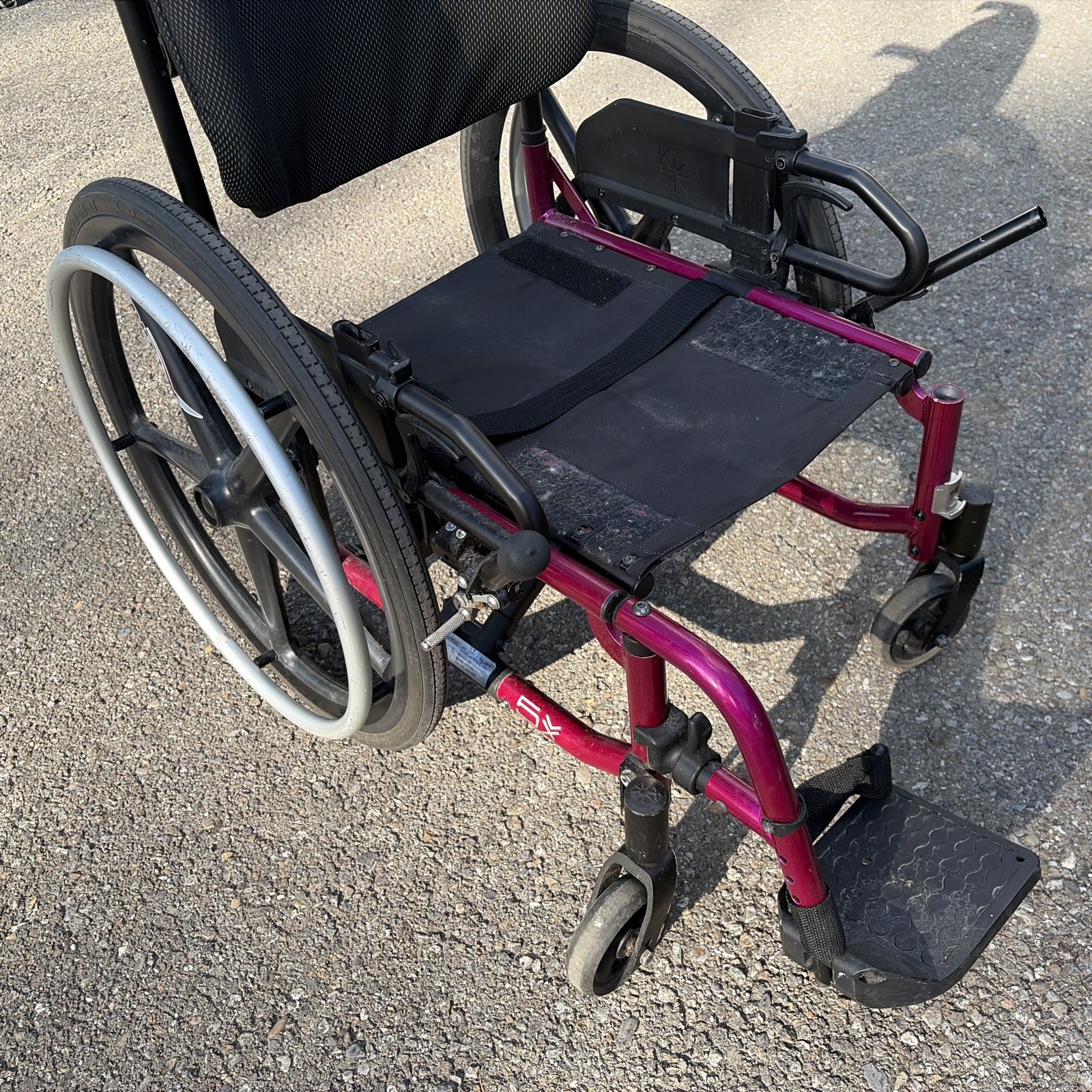 Matrix Chair Loading Ki Mobility Catalyst 5x 14x23” Folding Ultralight Wheelchair Invacare ...