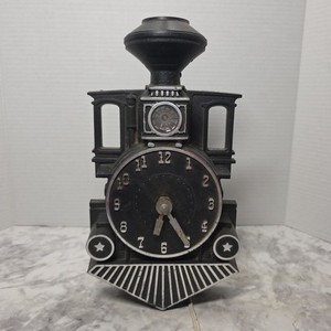 Vintage Train Clock by Mastercrafters Clock Corp Light Works plug in Pre-owned