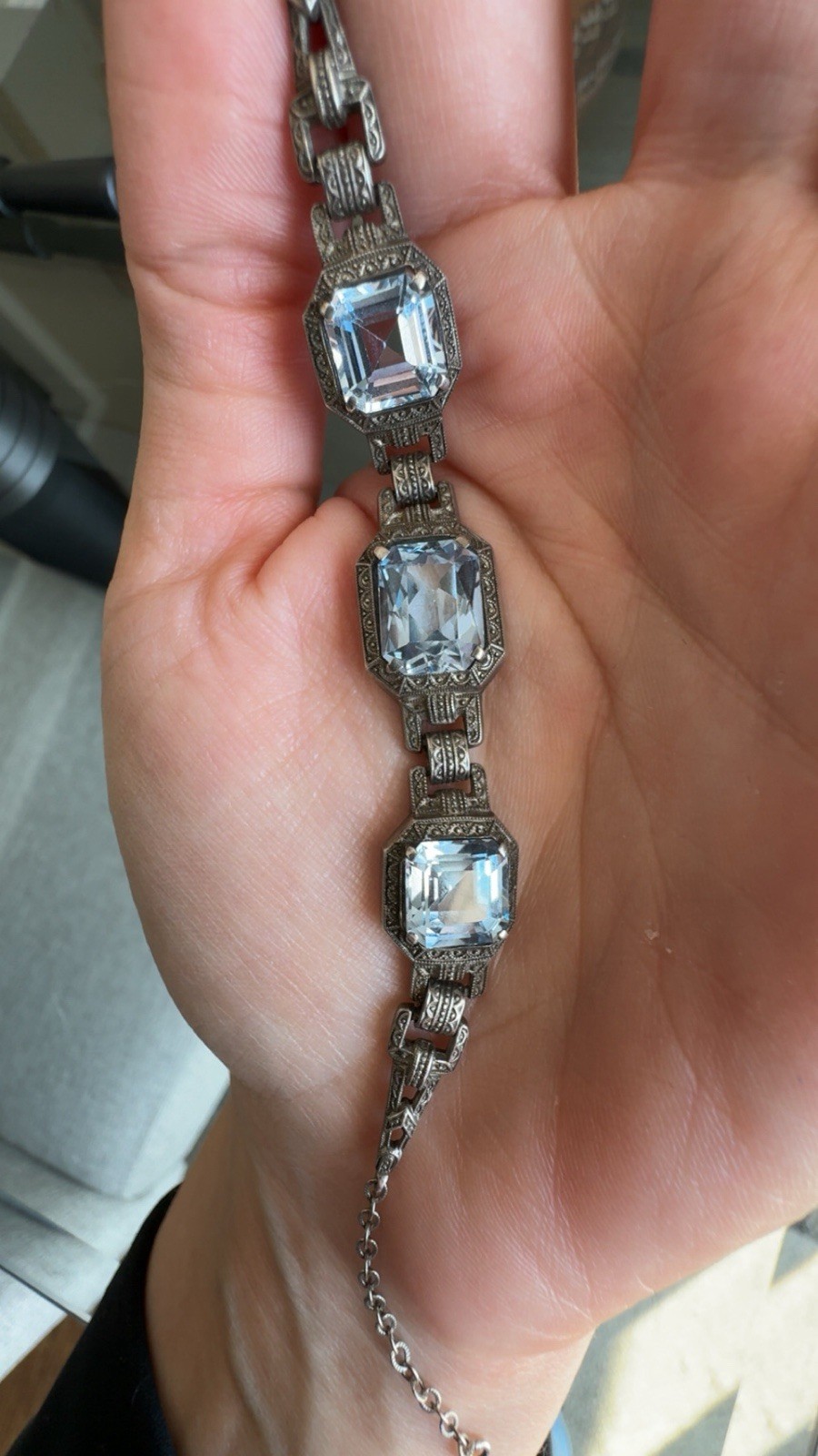 Vintage Art Deco Bracelet With Three Blue Stones And Silver Toned