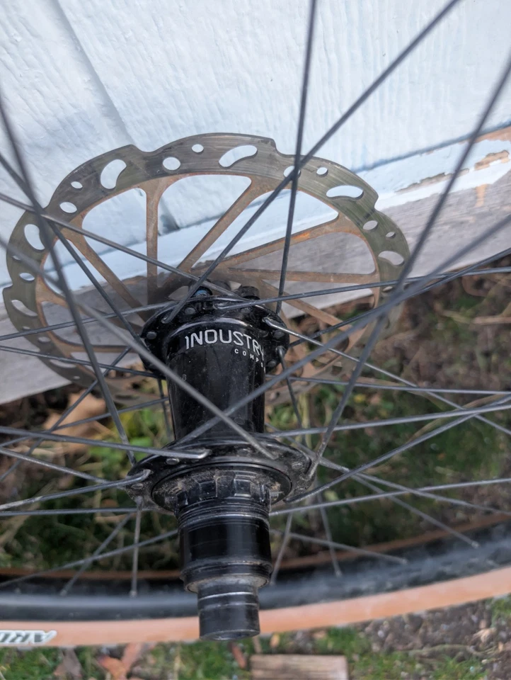 Juego de ruedas de carbono con antorcha Industry NINE 29" SramXD Foto 2 de 4