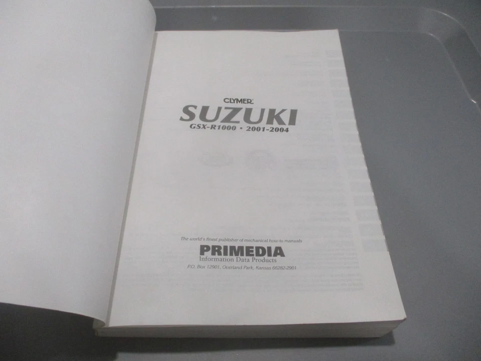 Manual de mantenimiento de reparación de servicio Clymer Suzuki 2001-2004 GSX-R1000 M377 Foto 3 de 4