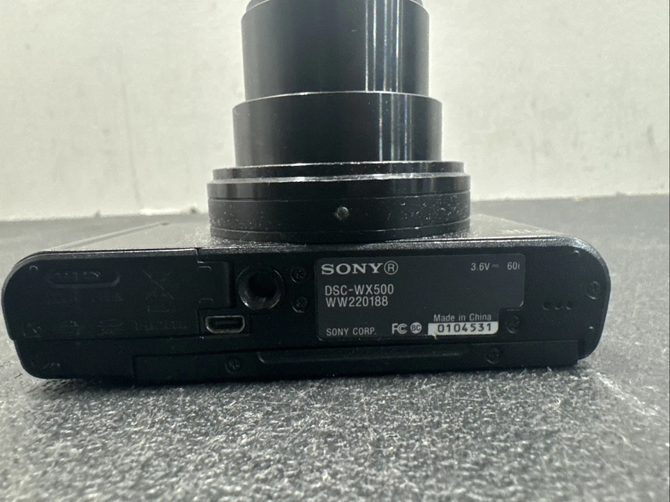 SONY Cyber-Shot DSC-WX500 Used For Parts - Image 3 of 4