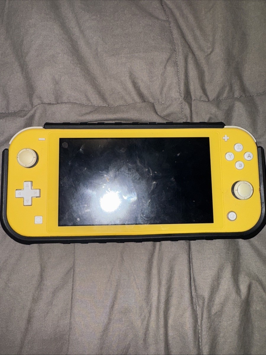 Nintendo Switch Nintendo Switch Light yellow Nintendo Switch Lite - Yellow - REFURBISHED - Hardware