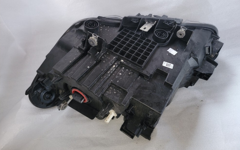Mercedes SLR 199 McLaren XENON HEADLIGHT RIGHT RH A1998200959 OEM