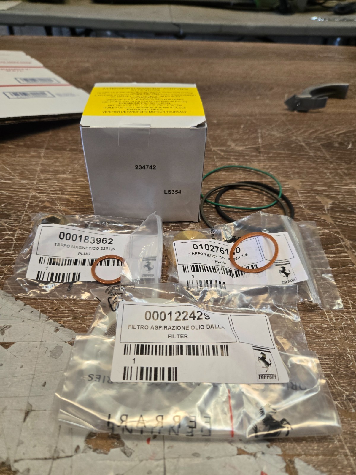 Ferrari 430 complete lubrication Change Kit P/N 234742