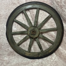 Antico carro carrozza in legno a raggi primitivi vintage ruota 10 raggi