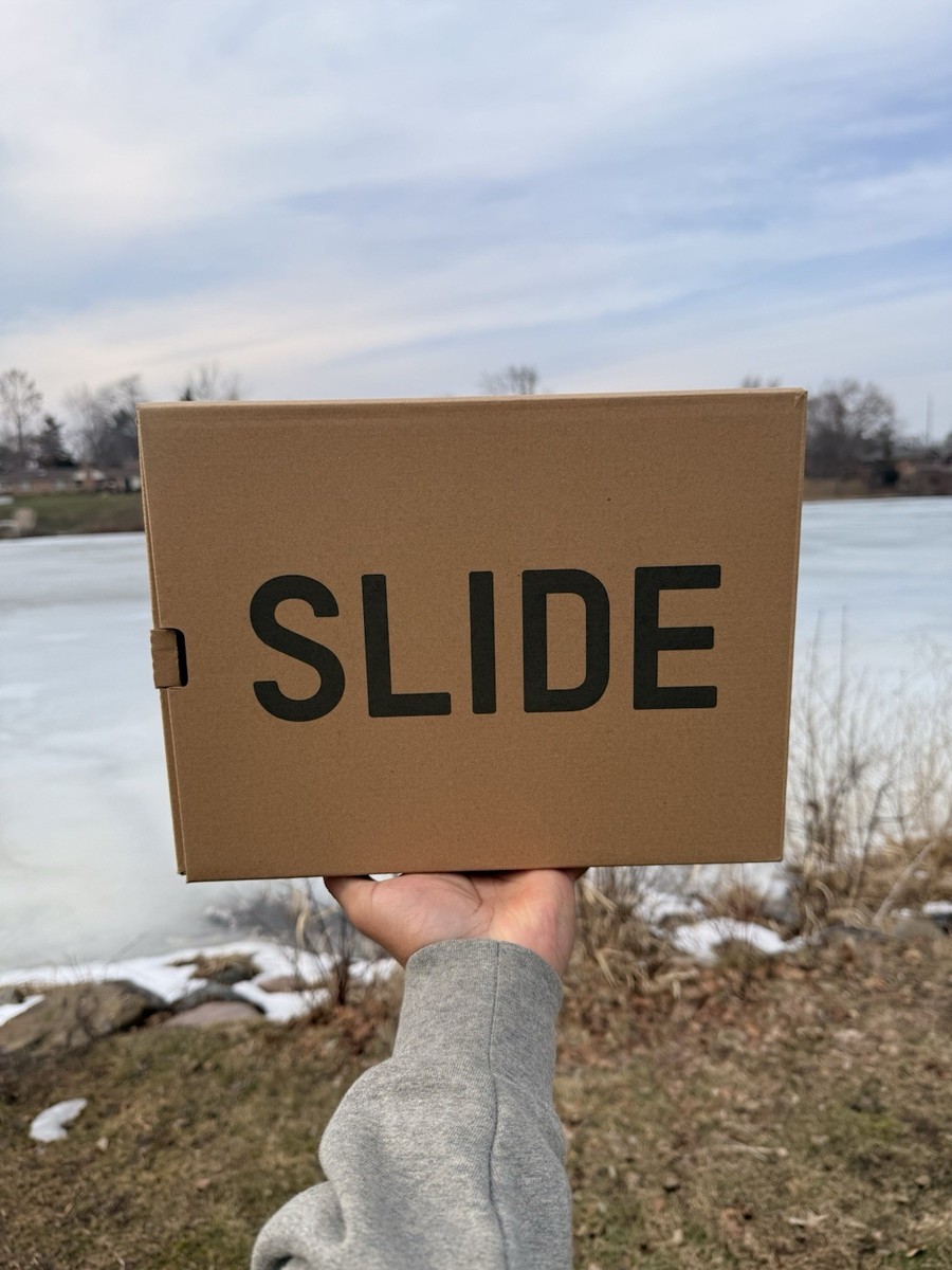 Men's Adidas Yeezy Slide 'Onyx' US 9 Brand New & Never Worn W/Box