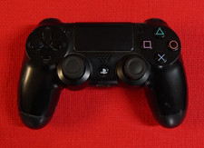 Sony PlayStation 4 Pro 1TB Console con Controller - Nera