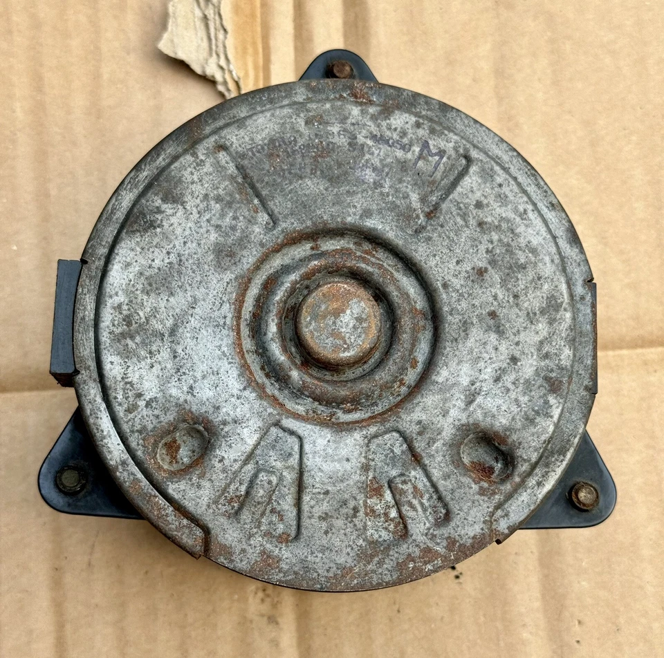 Motor ventilador refrigeración Toyota/Lexus #1 16363-46050 (2001-2005 IS300) Foto 2 de 2