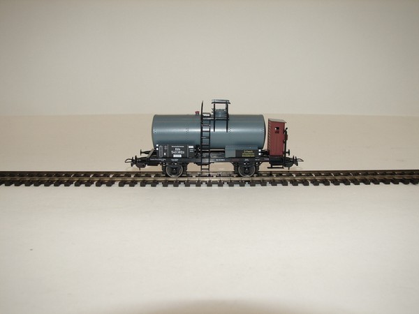 Tillig H0 77042 - Kesselwagen „Erftwerk Aktiengesellschaft Grevenbroich“ Neuware-image