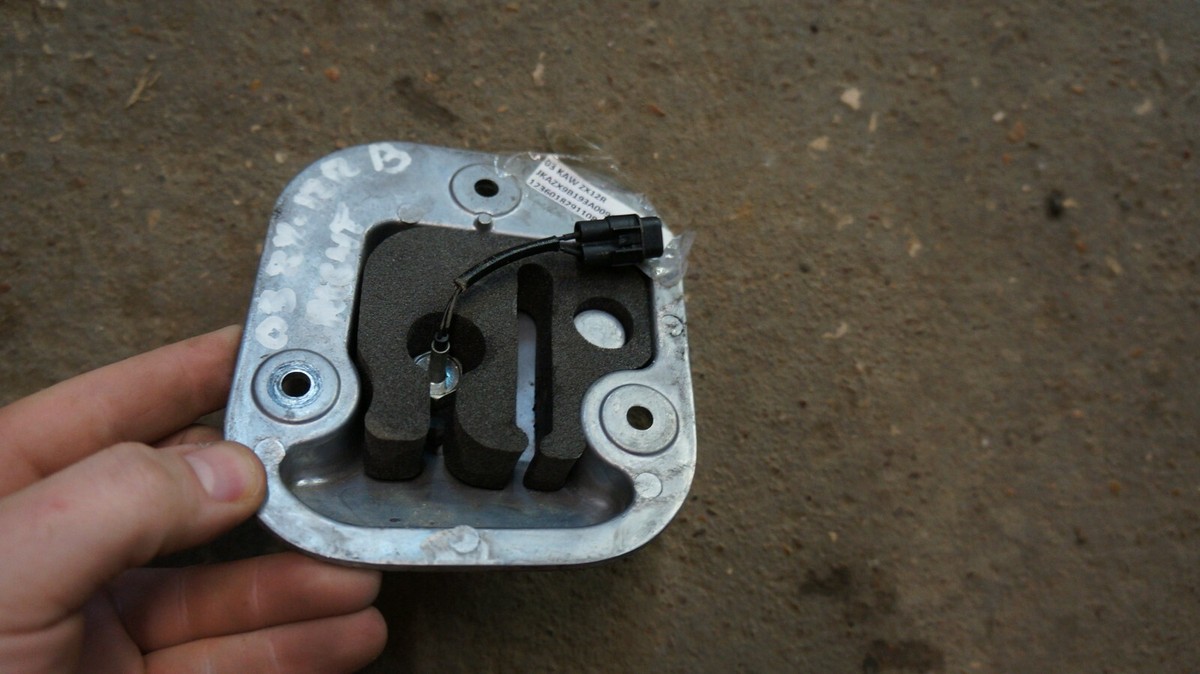 むぎ　0-17-0 00-05 KAWASAKI NINJA ZX12R RIGHT AIRBOX FILTER BOX FRAME CAP 11065