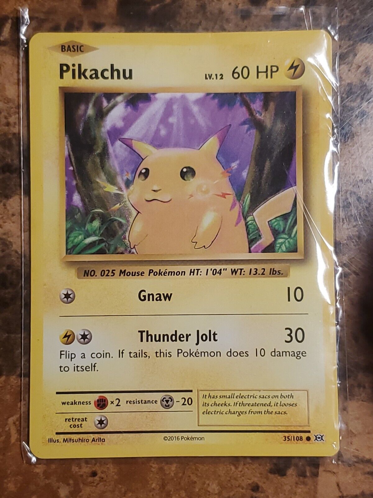 Rare Pikachu Basic Pokemon card 35/108 LV 12 60HP - 2016