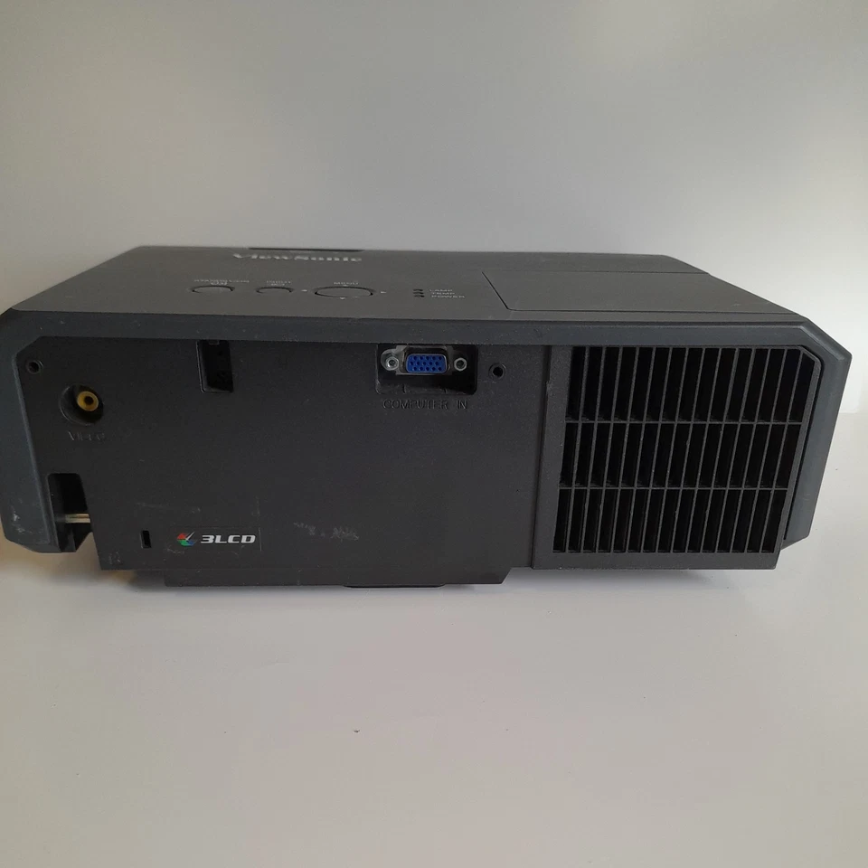 ViewSonic PJL7211 LCD Projector 2700 ANSI Business School| Home | Used & Working - Image 3 of 4