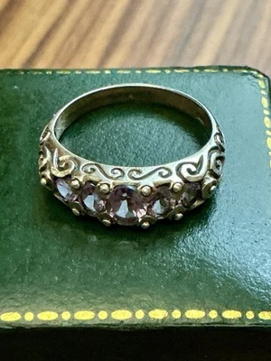 Ancienne BAGUE 5 PIERRES Jarretière, BELLE AMÉTHYSTE, ARGENT CISELÉ - Photo 1/4