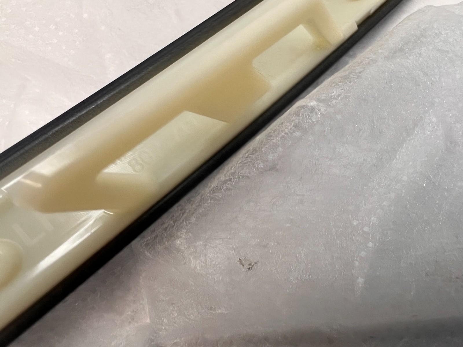 BENTLEY BENTAYGA FRONT DRIVER LEFT LH BUMPER MOLDING TRIM OEM 36A807667A