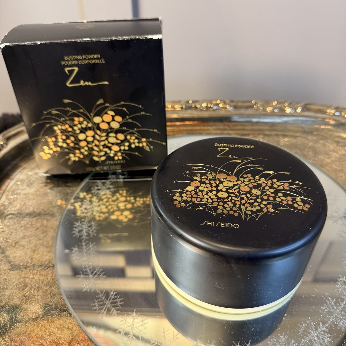 Collectible Vintage SHISEIDO Pressed Fancy Powder Box w/Puff ZEN