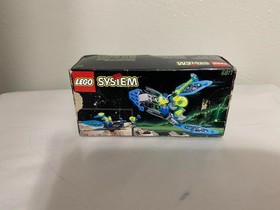 LEGO Insectoids: Cosmic Creeper (6837)/Bi Wing Blaster (6905)/Beta Buzzer (6817)