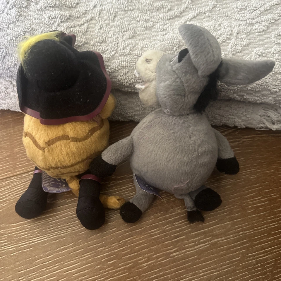 Dreamworks Shrek The Third Donkey And Puss In Boots As New - image 2 of 4