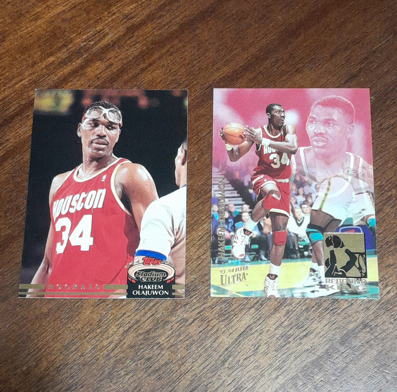 Topps Hakeem Olajuwon Rockets NBA Card Lot - 2 Cards 1993-94 #220 Rebound King