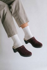 AUTHENTIC UGG AUSTRALIA WOMEN BROWN SUEDE CLASSIC CLOGS SZ 7