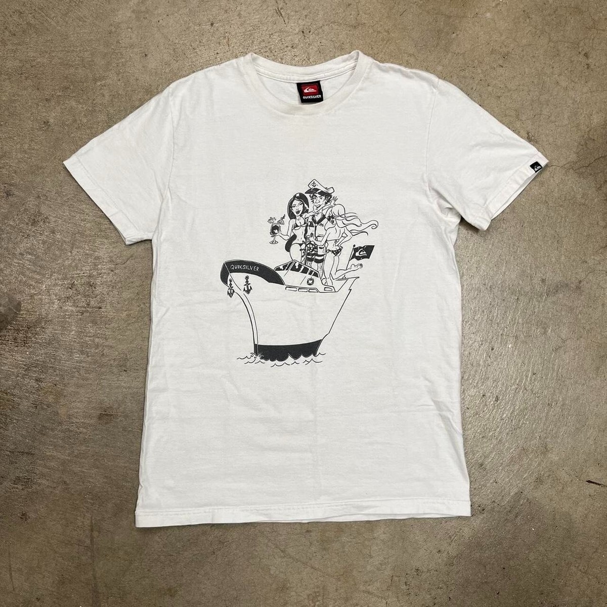 Vintage Y2K Quiksilver t-shirt white boat captain yacht
