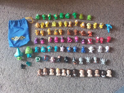 80 x Gogo s Crazy Bones - verschiedene Artikel inkl. Markentasche und England Teammitglieder