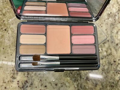 MAC Travel Warm Face X7 Palette NIB Authentic