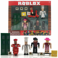 Roblox Gold Collection Royale High School: Enchantress Single Figure Pack  with Exclusive Virtual Item Code