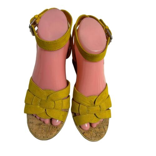 Dolce Vita Size 8 Golden Yellow Strappy Sandal Buckle Cork Wedge 3 Inch Heels - Picture 2 of 14