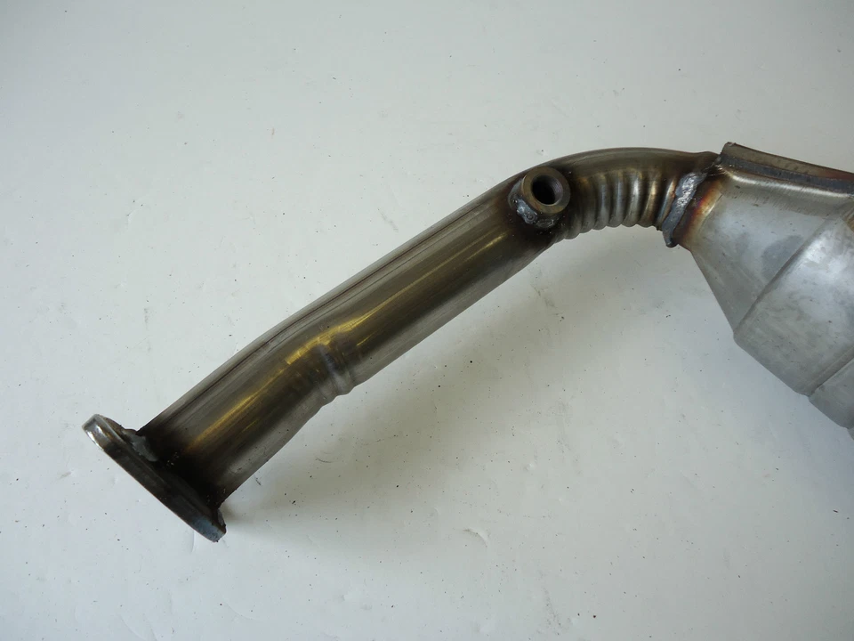 2000 2001 2002 2003 2004 Ford Focus 2.0L L4 Vin 3 Standard Catalytic Converter - Изображение 4 из 4